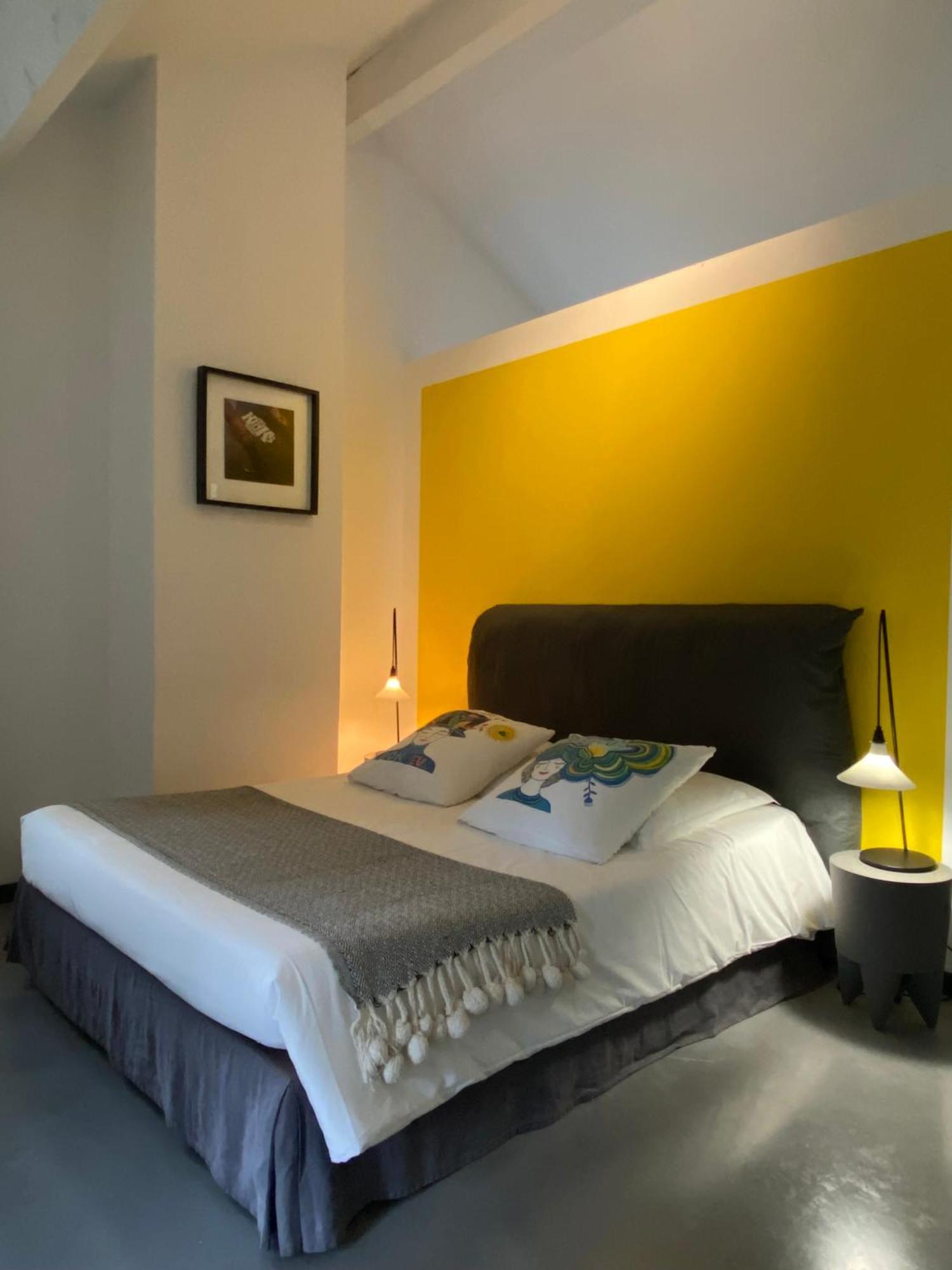 Les Esplanes Bed & Breakfast La Garde-Adhémar Екстериор снимка