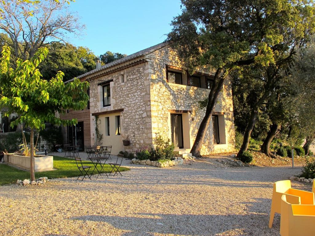 Les Esplanes Bed & Breakfast La Garde-Adhémar Екстериор снимка